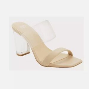 BP Nola Nude & Clear Pump NWOT
